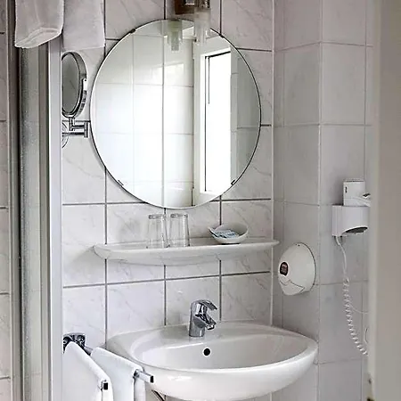 Asslar 3* Aßlar
